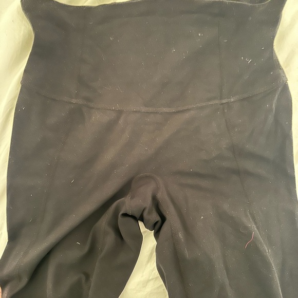 Spanx Booty Boost Active Legging in Black size S - Picture 4 of 11